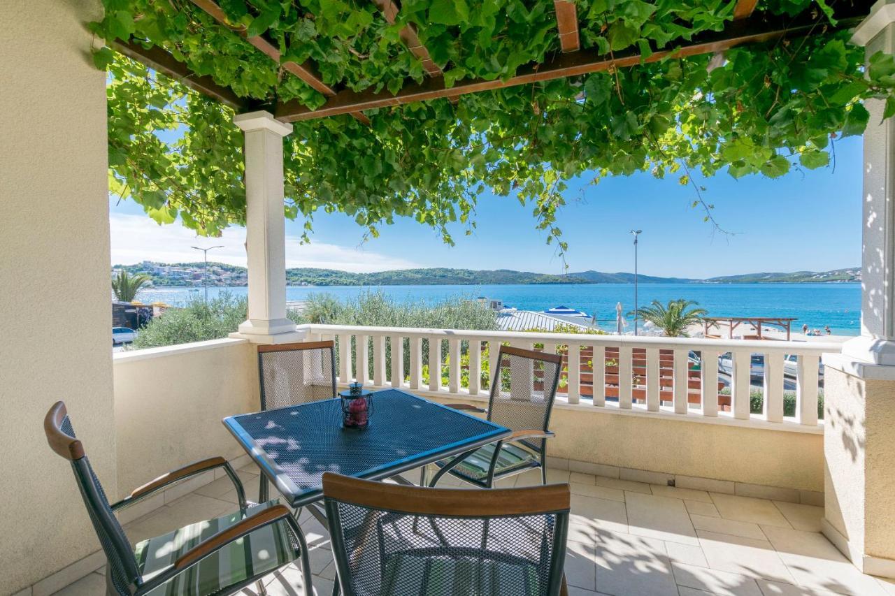 Apartments Maja Trogir Ngoại thất bức ảnh