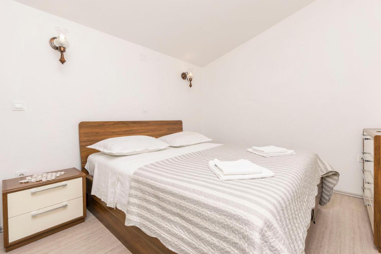 Apartments Maja Trogir Ngoại thất bức ảnh